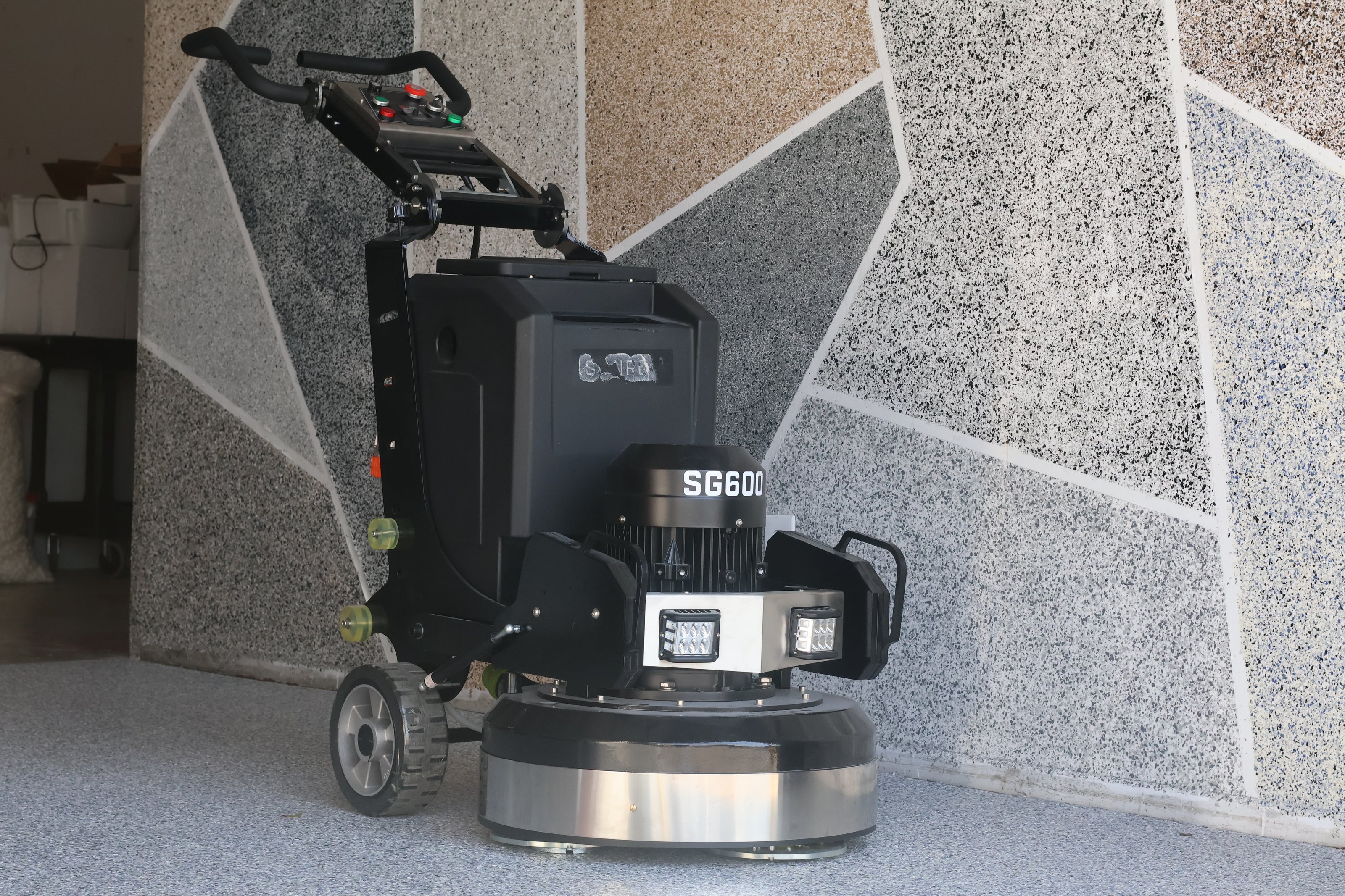 SG-600 Grinder